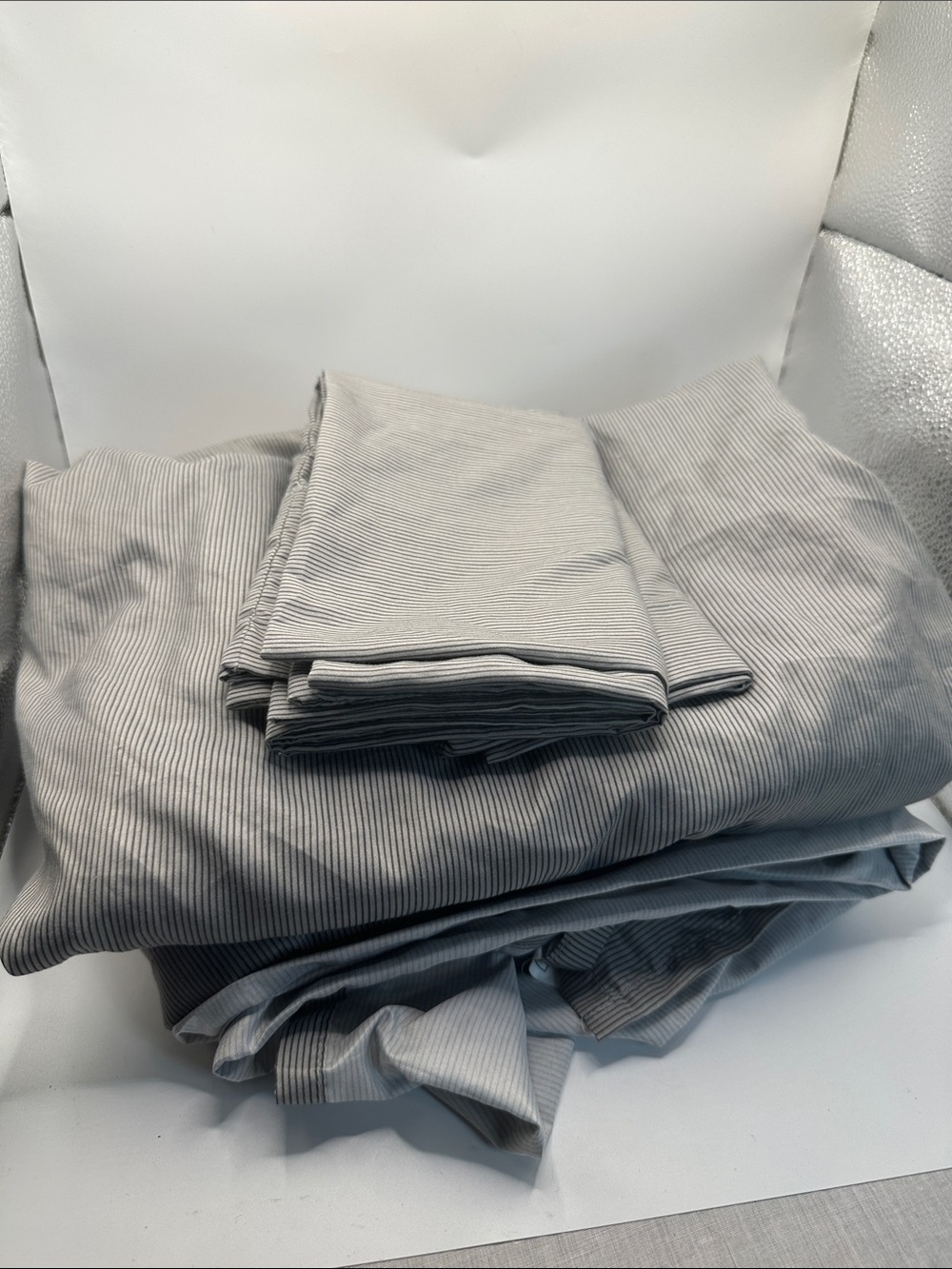 Mainstays Gray Pinstripe Bedding - Classic Neutral Stripe 4 piece set Full
